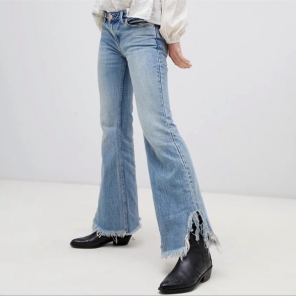 We The Free Denim - We the free people vintage raw hem flared denim jeans women’s size 27
